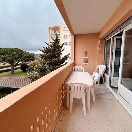 Διαμέρισμα Near Shops Le Lavandou